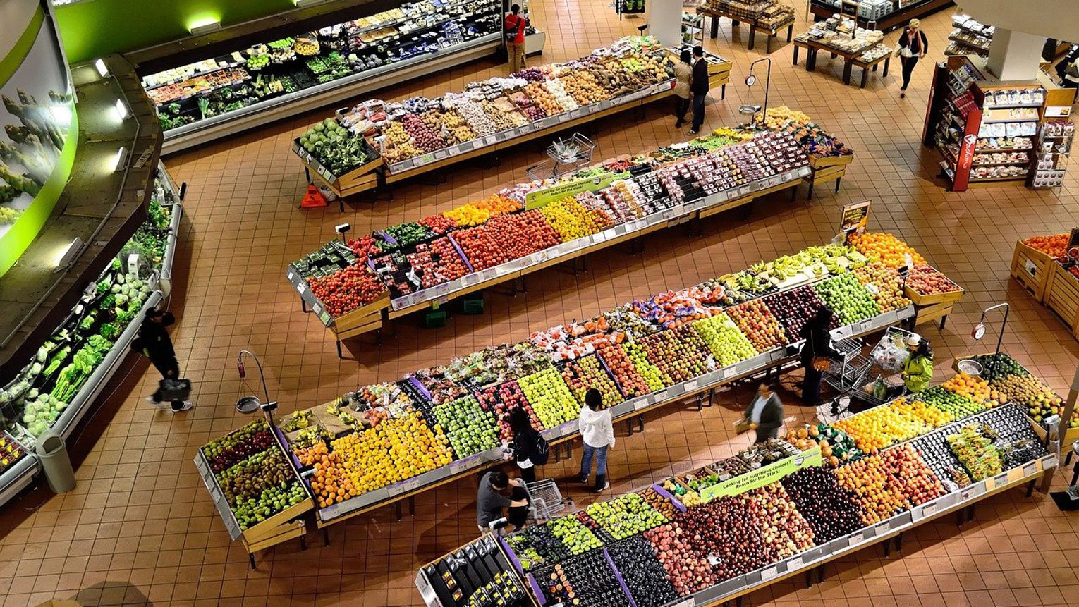 Як за рік змінилися ціни на базовий набір продуктів